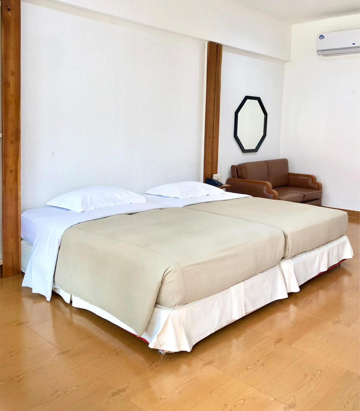 Dad D Resort By Lopburi Inn Resort Exteriér fotografie