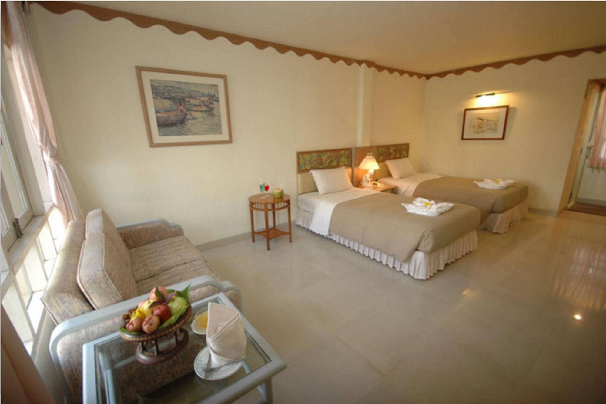 Dad D Resort By Lopburi Inn Resort Exteriér fotografie