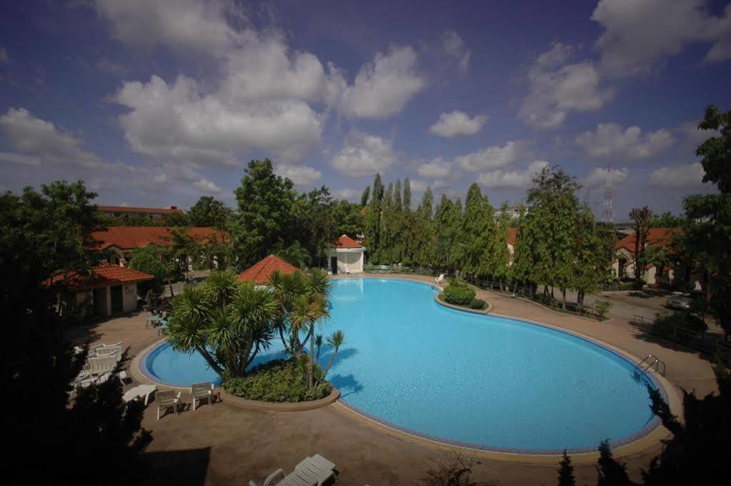 Dad D Resort By Lopburi Inn Resort Exteriér fotografie